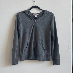 Size Medium * Adrienne Vittadini Grey Sweatshirt